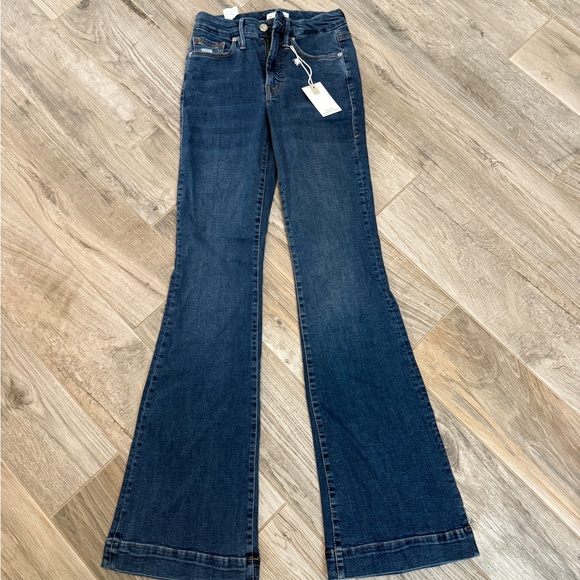 Good American Good Legs Flare Jeans - Picture 1 of 2
